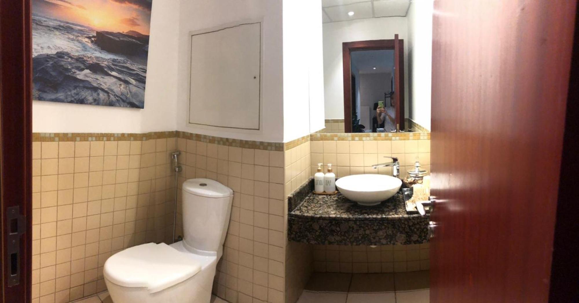 Sansa's Beach Hostel Dubai Exterior foto